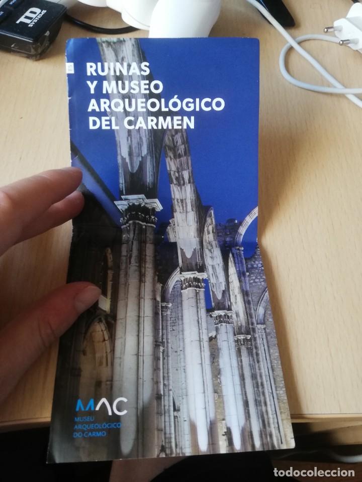 Folhetos de turismo: TR&Iacute;PTICO GU&Iacute;A TUR&Iacute;STICA RUINAS Y MUSEO ARQUEOL&Oacute;GICO DEL CARMEN (LISBOA)
