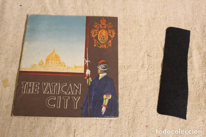 Travel Brochures: the vatican city