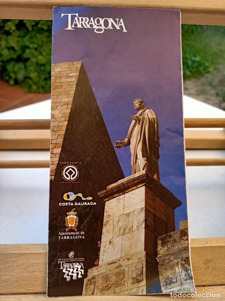 Brochures de tourisme: TARRAGONA EN CINCO IDIOMAS PATRONAT MUNICIPAL DE TURISME DE TARRAGONA 2001