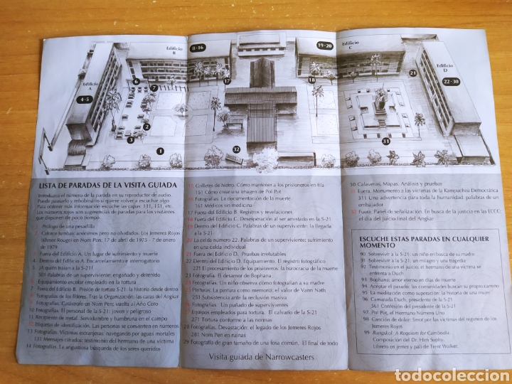 Folletos de turismo: Tr&iacute;ptics Museo del Genocidio de Tuol Sleng. - Foto 2