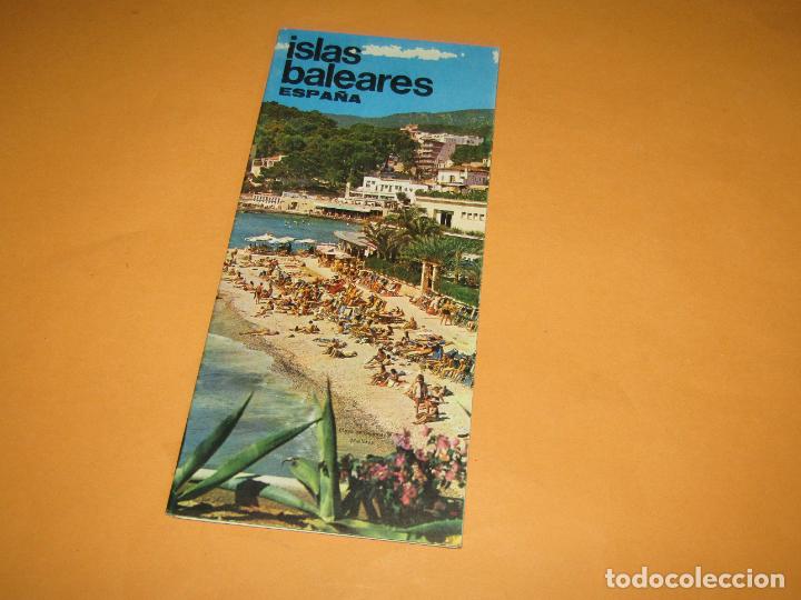 Travel Brochures: Cat&aacute;logo Publicitario de ISLAS BALEARES por el Ministerio de Informaci&oacute;n y Turismo - A&ntilde;o 1960s.
