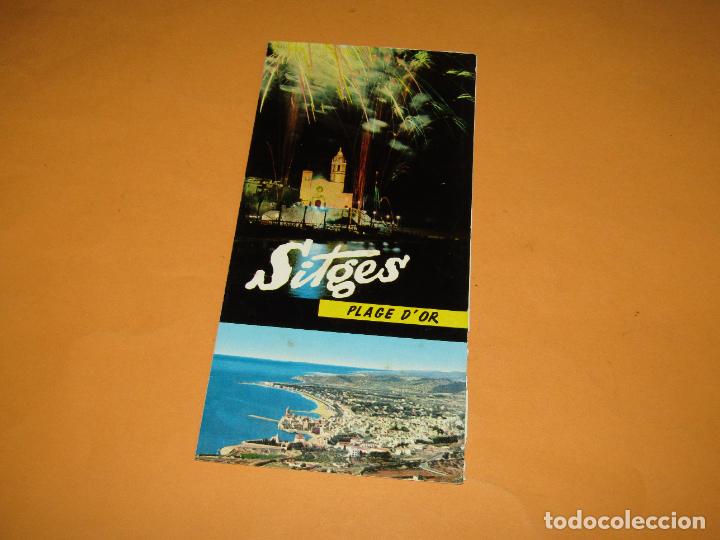 Travel Brochures: Cat&aacute;logo Publicitario de SITGES por el Ministerio de Informaci&oacute;n y Turismo - A&ntilde;o 1960s.