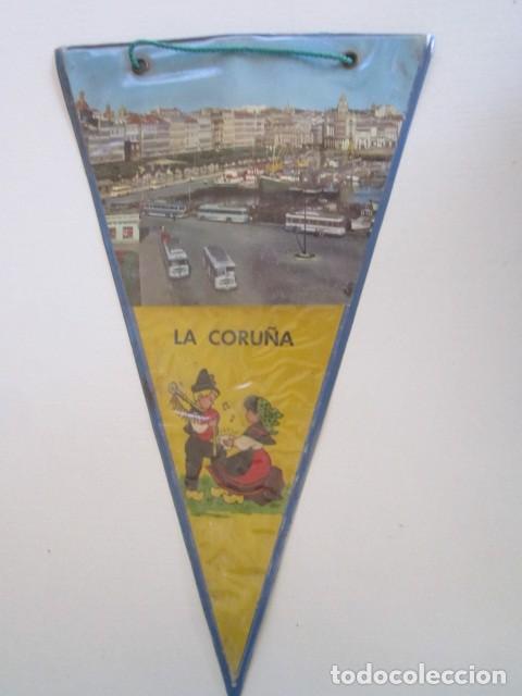 Folletos de turismo: ANTIGUO BANDERIN DE LA CORU&Ntilde;A