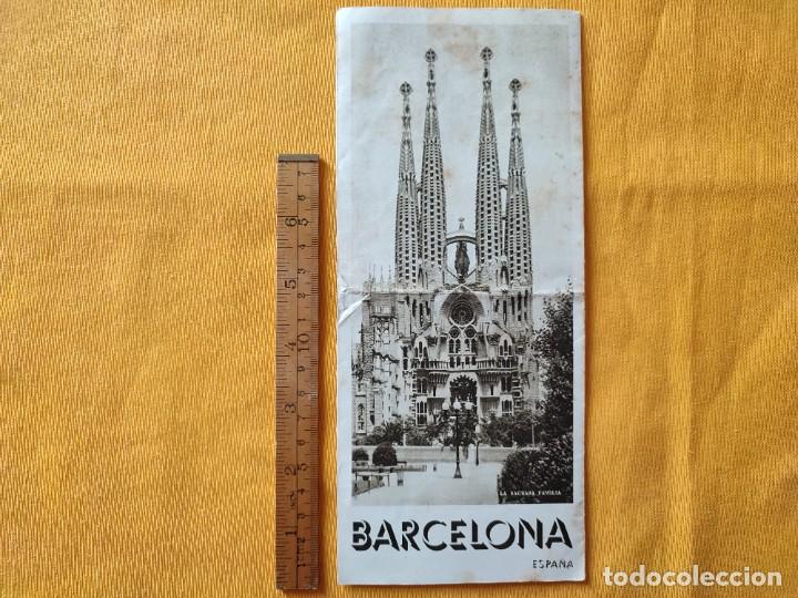 Folhetos de turismo: Antiguo Folleto de Turismo BARCELONA - A&ntilde;os 60