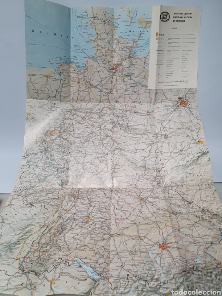 Tourismusbrosch&uuml;ren: REP&Uacute;BLICA FEDERAL ALEMANA. DZF. MAPA DEL CENTRO NACIONAL ALEMAN DE TURISMO. 1970.