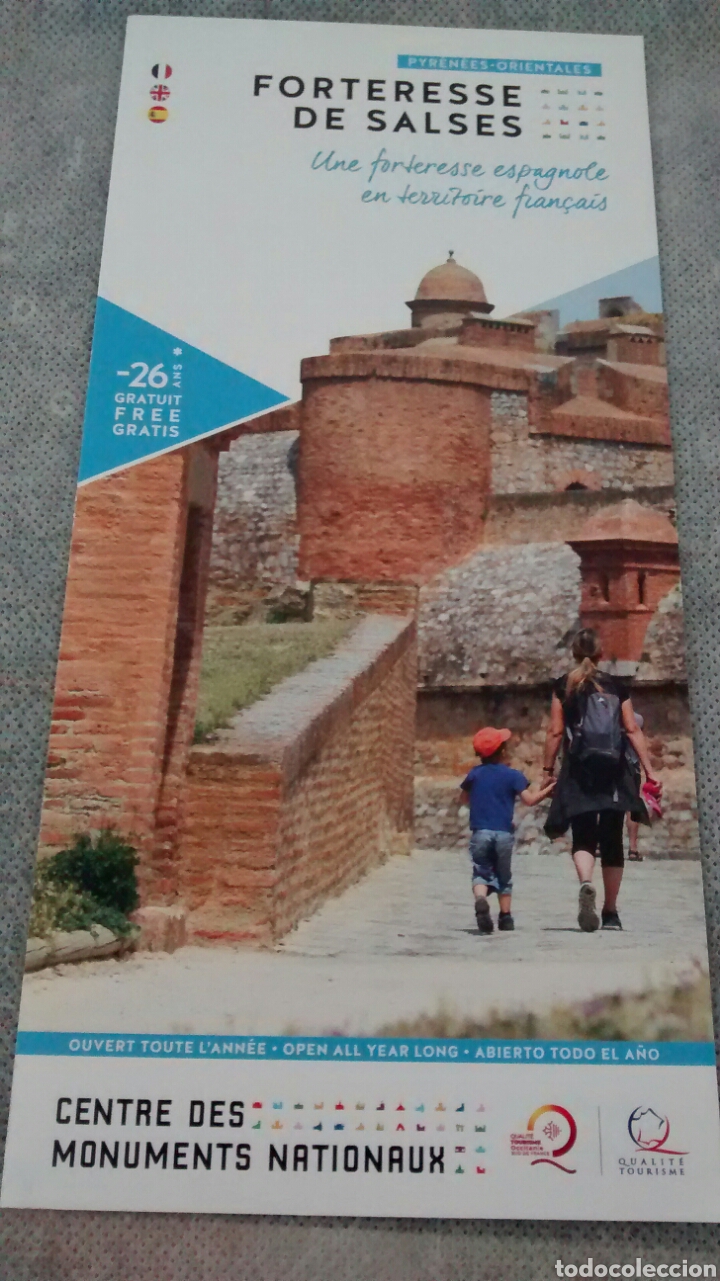 Tourismusbrosch&uuml;ren: FORTERESSE DE SALSES. PIRINEOS ORIENTALES (A7)