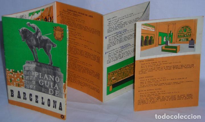Folletos de turismo: Plano gu&iacute;a de Barcelona con plano y recomendaciones para turismo Seix y Barral Mayo 1960