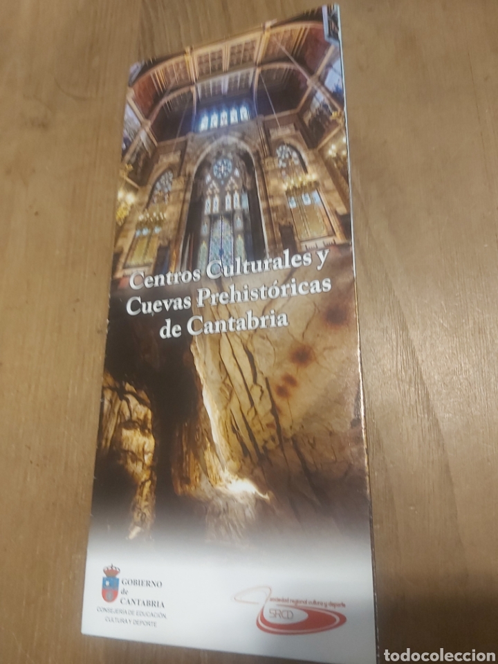 Folletos de turismo: Cat&aacute;logo centros culturales cuevas prehistoria de Cantabria
