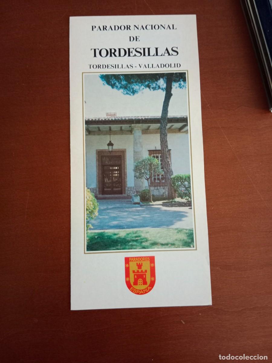 Tourismusbrosch&uuml;ren: FOLLETO DE TURISMO - DIPTICO - PARADOR NACIONAL - TORDESILLAS ( VALLADOLID ) - 1984