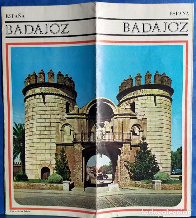 Brochures de tourisme: Folleto desplegable (44 x 40, ambas caras) de Badajoz