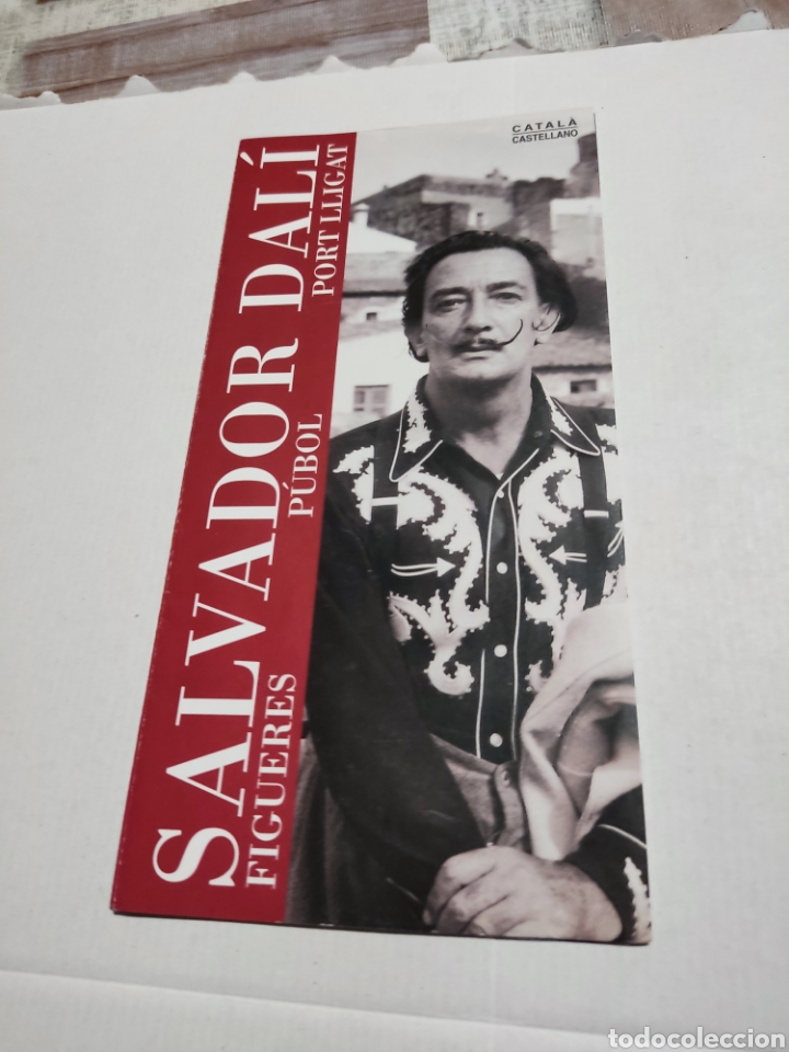 Travel Brochures: Folleto tur&iacute;stico Salvador Dal&iacute;