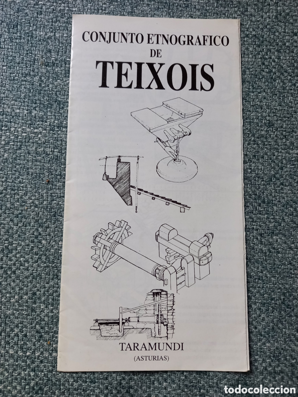Folletos de turismo: FOLLETO TUR&Iacute;STICO - CONJUNTO ETNOGR&Aacute;FICO DE TEIXOIS. TARAMUNDI (ASTURIAS)