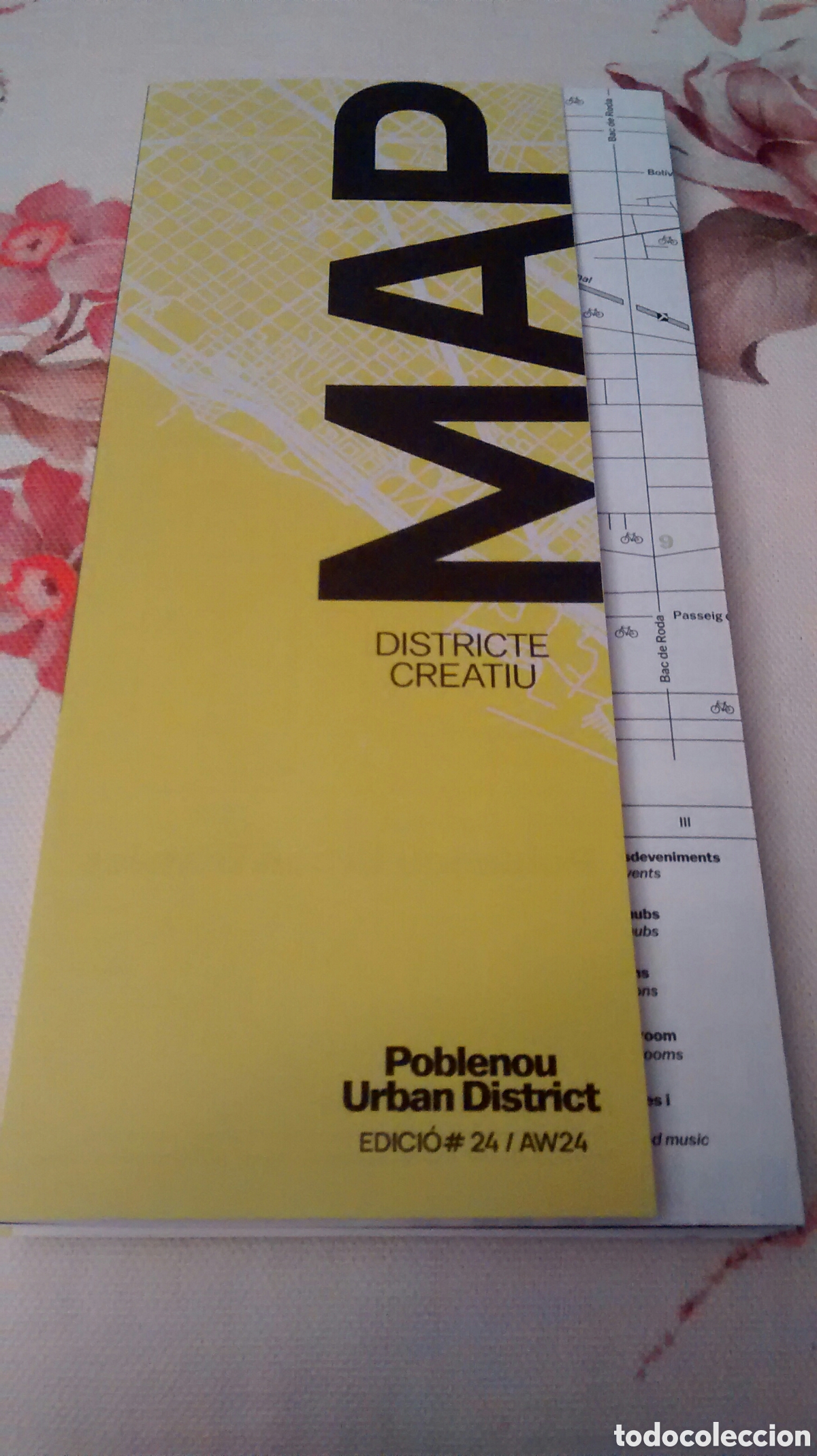 Brochures de tourisme: POBLENOU URBAN DISTRIC. DISTRICTE CREATIU (A2)