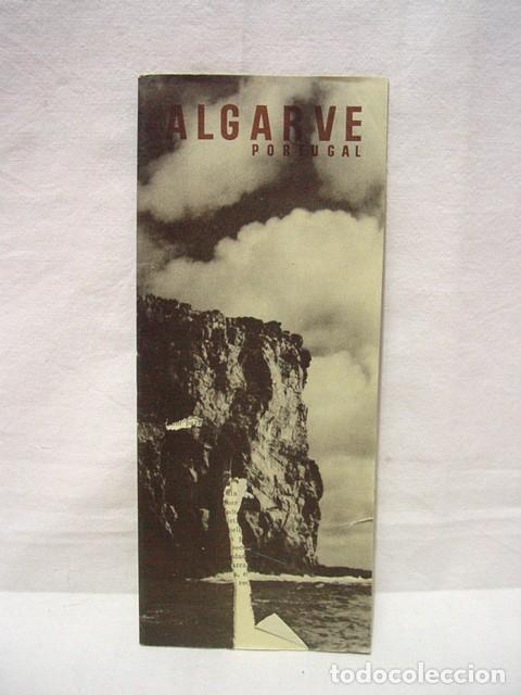 Brochures de tourisme: Algarbe. &iquest;A&ntilde;os 70? Libreto gu&iacute;a. 36 p&aacute;ginas. Gu&iacute;a folleto. En portugu&eacute;s. (Faltita y raja en portada
