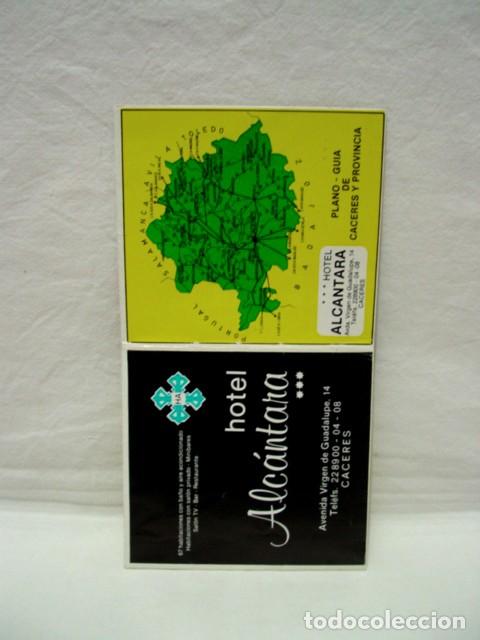 Brochures de tourisme: C&aacute;ceres. A&ntilde;os 80. Valograf. Folleto desplegable, Contiene 1 plano C&aacute;ceres 21 X 21 Cm; 1 plano Plasen