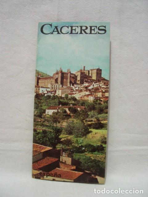 Brochures de tourisme: C&aacute;ceres. A&ntilde;os 60. Subsecretaria de Turismo. Gu&iacute;a folleto desplegable, contiene 1 mapa y 1 plano, tex