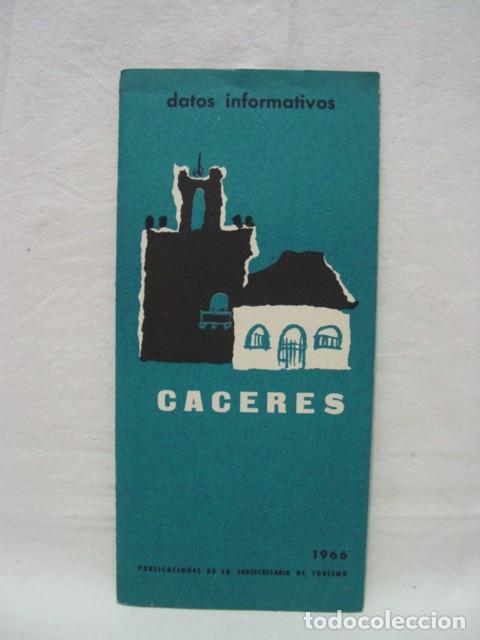Brochures de tourisme: C&aacute;ceres. A&ntilde;os 60. Subsecretaria de Turismo. Gu&iacute;a 12 p&aacute;ginas, Contiene 1 plano ilustrado desplegable