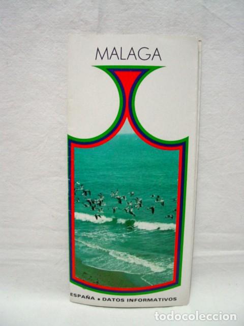 Brochures de tourisme: M&aacute;laga. A&ntilde;os 70. Ministerio de informaci&oacute;n y turismo. Gu&iacute;a 24 p&aacute;ginas. Contiene 1 plano desplegable