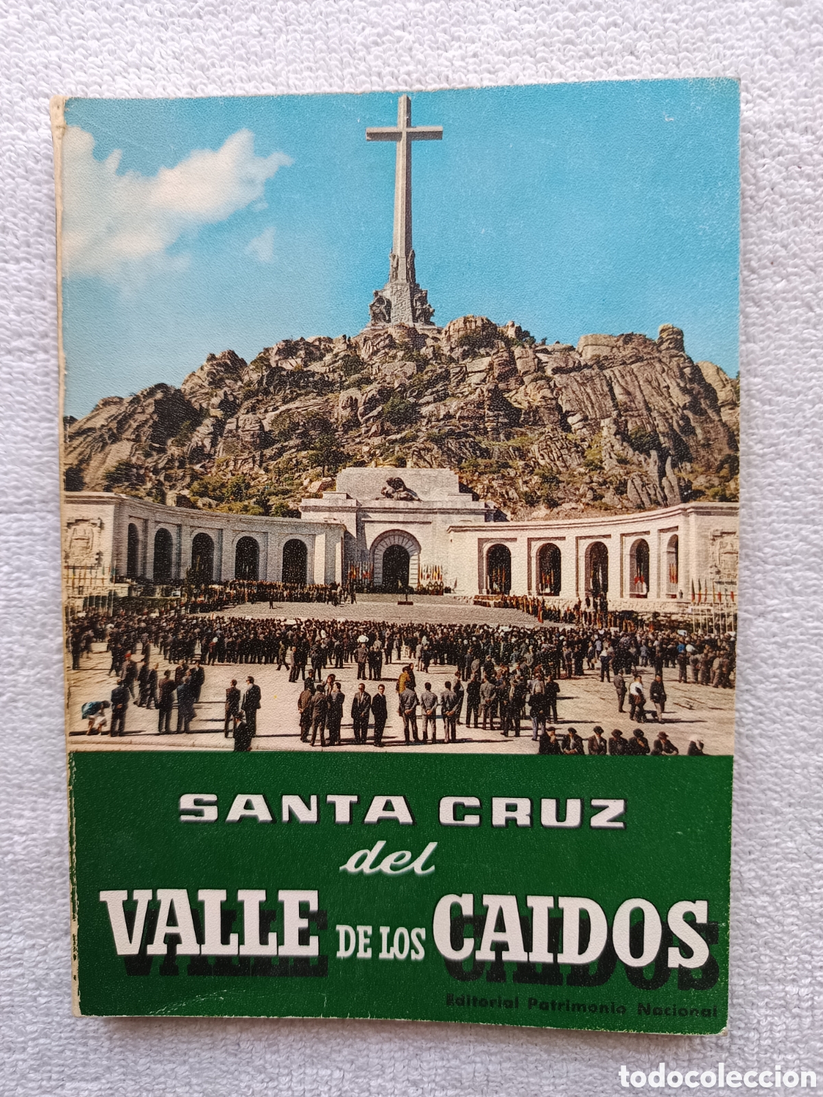 Folhetos de turismo: Guia turistica Santa Cruz del Valle de los Caidos. 1965