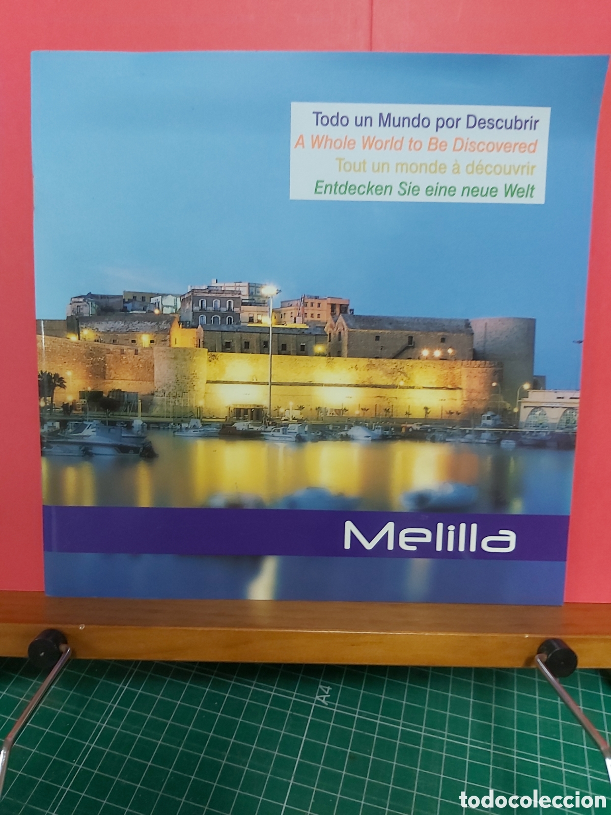 Folhetos de turismo: * MELILLA * FOLLETOS DE TURISMO * 220X220mm.* 36 PAGINAS *
