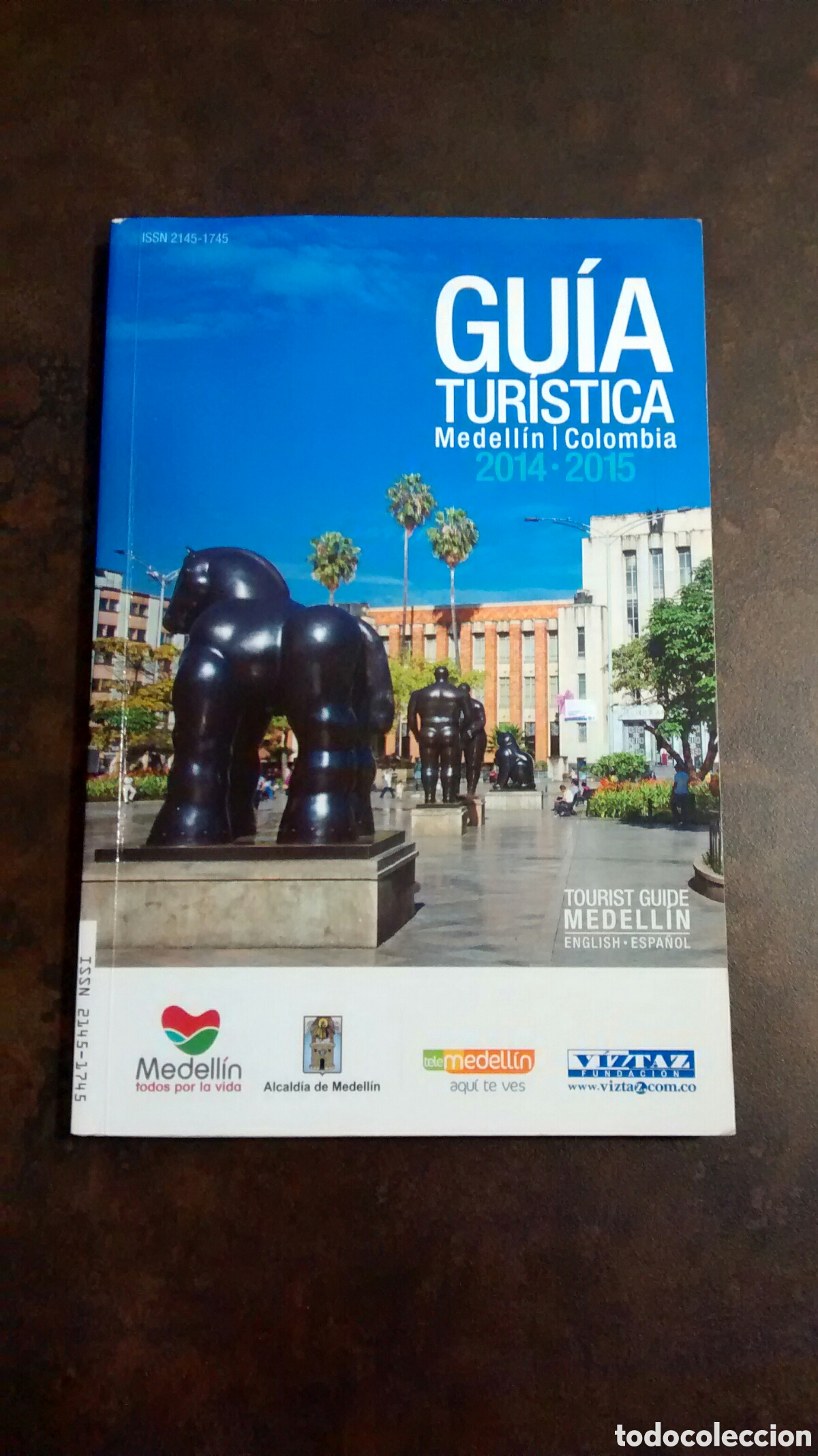 Travel Brochures: GUIA TURISTICA MEDELLIN COLOMBIA 2014-5