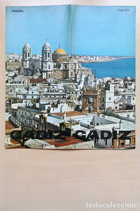 Brochures de tourisme: C&aacute;diz, 1966. Fotos Masats, P&eacute;rez Siquier, Isasi, L&oacute;pez Zat&oacute;n&hellip;