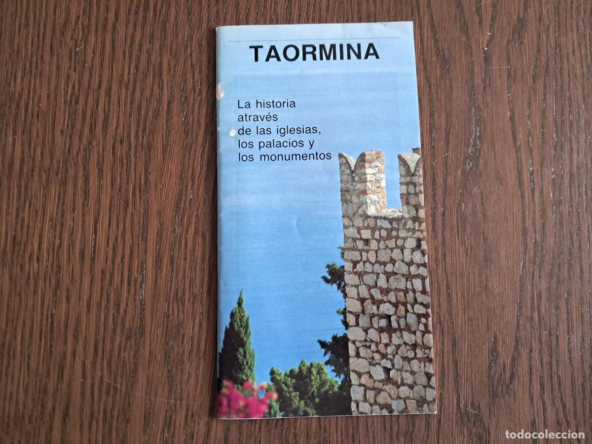 Travel Brochures: folleto de turismo, Taormina, Italia.