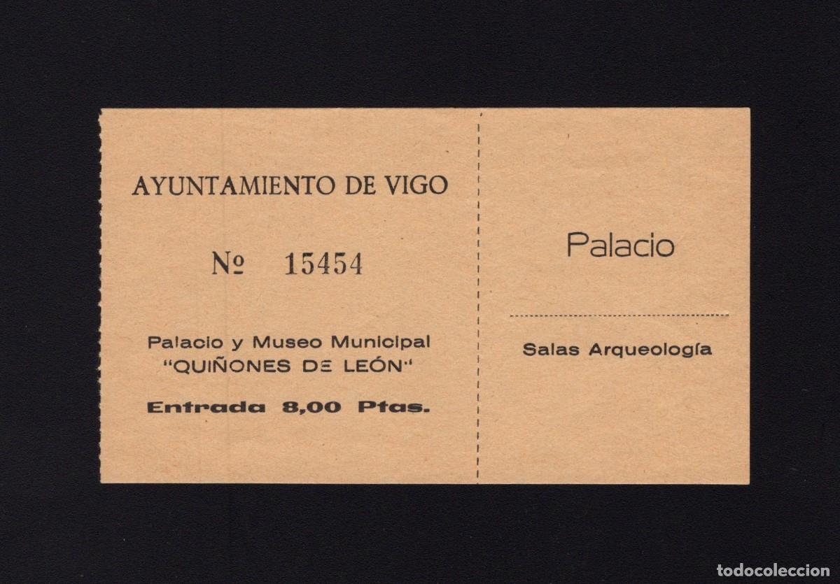 Tourismusbrosch&uuml;ren: Entrada visita Palacio y Museo Municipal. Qui&ntilde;ones de Le&oacute;n. Vigo septiembre 1976.