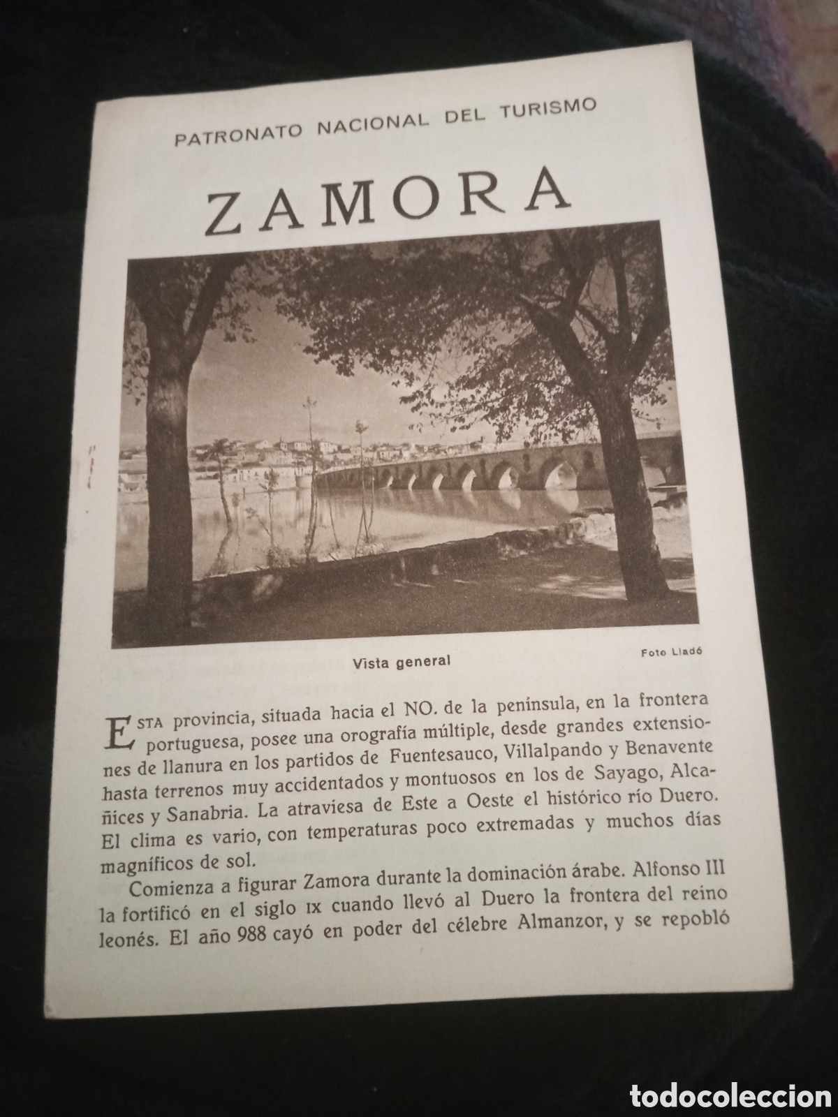 Folhetos de turismo: Zamora, Patronato Nacional de Turismo d&eacute;cada de 1930, tiene 8 p&aacute;ginas.