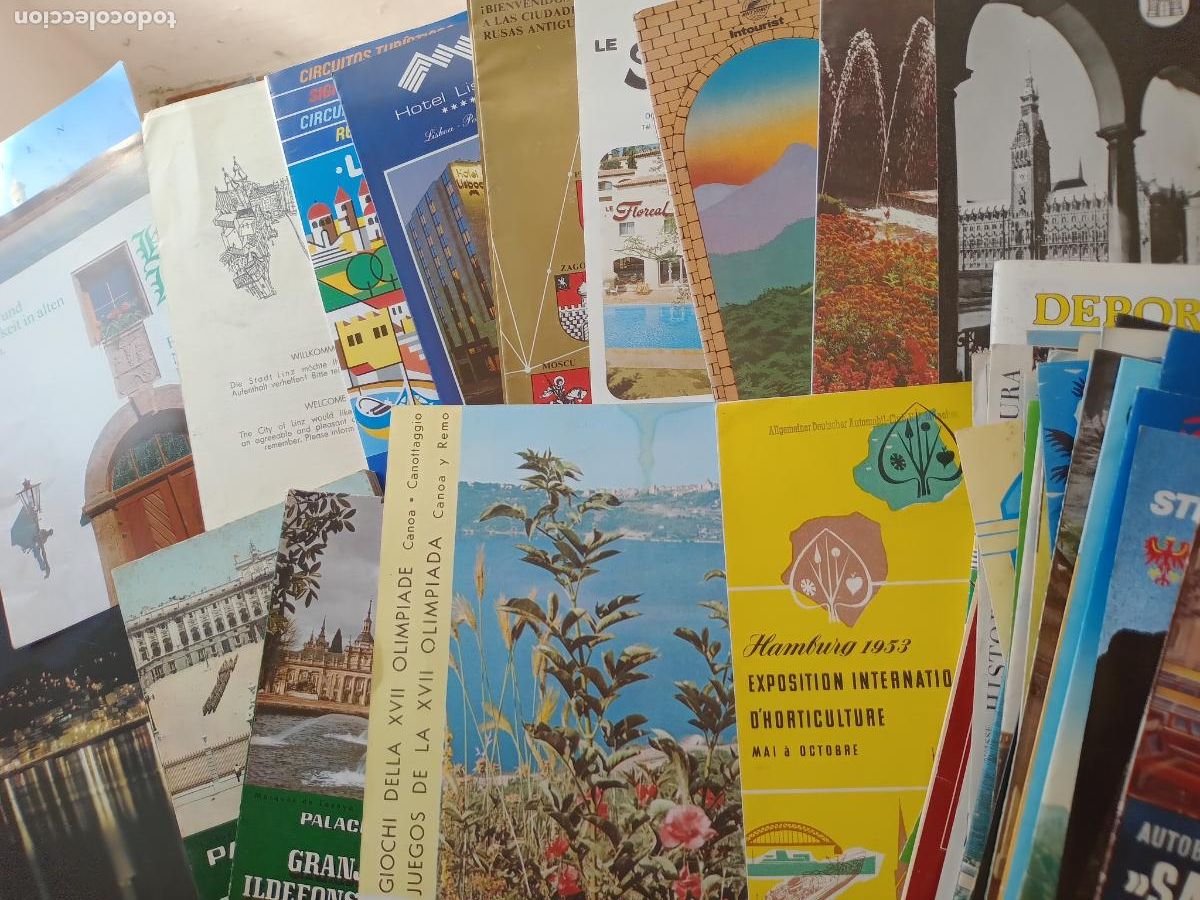 Tourismusbrosch&uuml;ren: Lote de 64 folletos de turismos