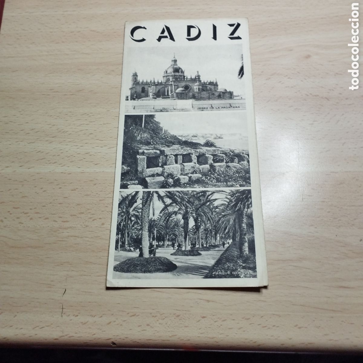 Travel Brochures: Folleto tr&iacute;ptico turismo. C&aacute;diz. Oficina General de turismo. A&ntilde;os 40-50