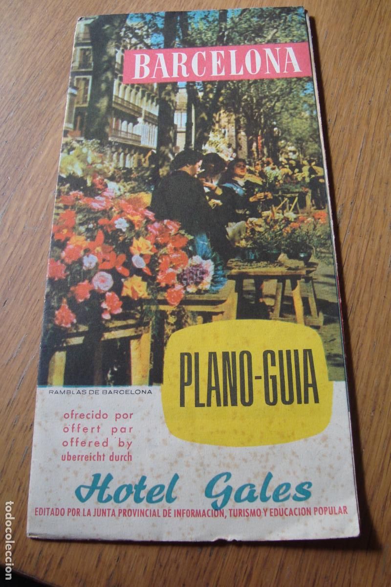 Folletos de turismo: ANTIGUO FOLLETO DESPLEGABLE PLANO-GUIA HOTEL GALES BARCELONA 1958.