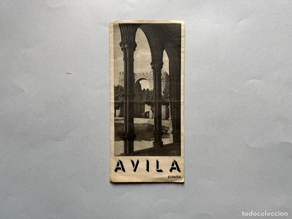Folletos de turismo: Folleto tr&iacute;ptico de &Aacute;vila