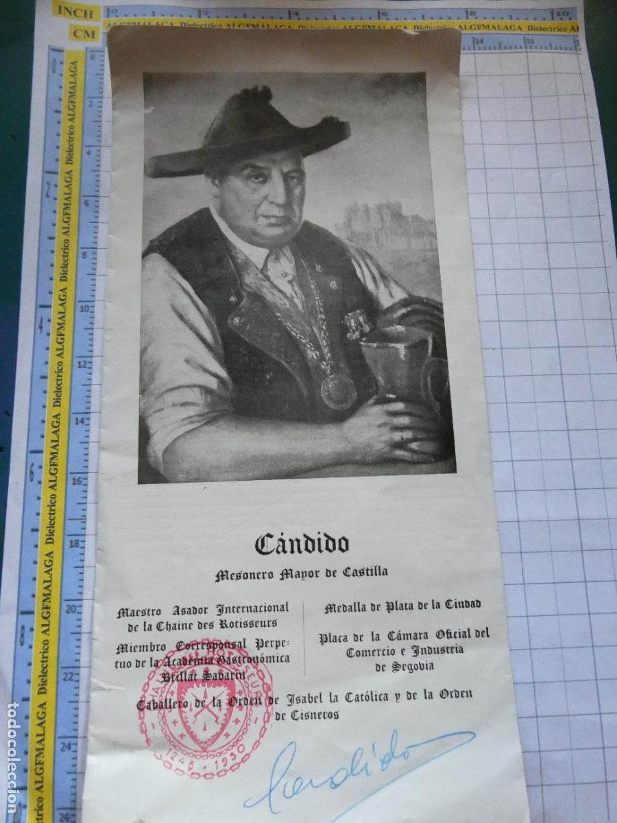 Folletos de turismo: FOLLETO TURISMO ANTIGUO. TR&Iacute;PTICO SEGOVIA C&Aacute;NDIDO MESONERO MAYOR CASTILLA FIRMA AUT&Oacute;GRAFO.
