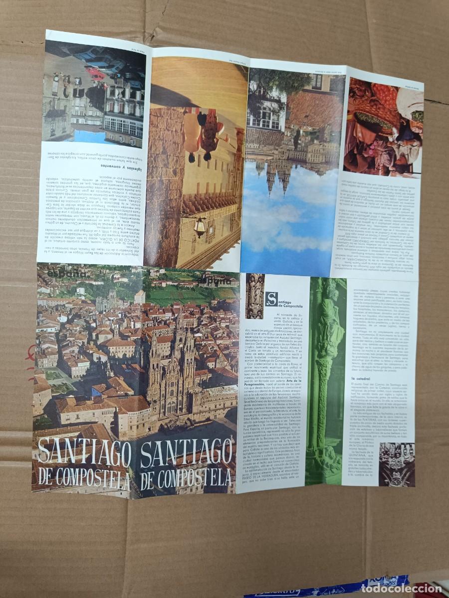 Folletos de turismo: ANTIGUO FOLLETO TURISTICO DE SANTIGO DE COMPOSTELA, 1965 A&Ntilde;O SANTO COMPOSTELANO, GALICIA -P25