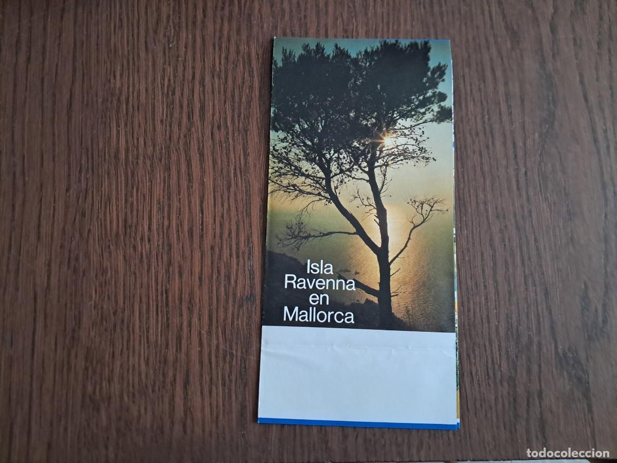 Folletos de turismo: folleto de turismo, con mapa de Mallorca, isla ravenna en Mallorca. a&ntilde;os 70, en varios idiomas.