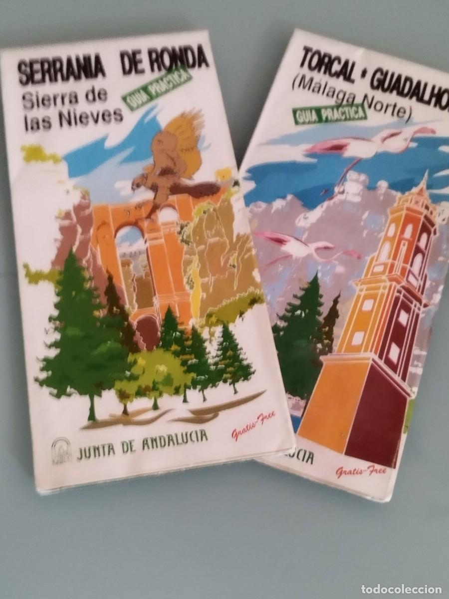 Folletos de turismo: Dos gu&iacute;as pr&aacute;cticas junta Andaluc&iacute;a, de M&aacute;laga serran&iacute;a de ronda, torcal.