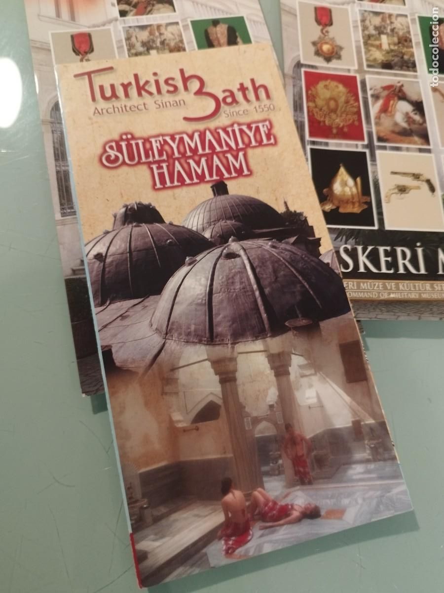 Folletos de turismo: Dos folletos S&uuml;leymaniye Hamamı (Ba&ntilde;o Turco de S&uuml;leymaniye) en Estambul. Turqu&iacute;a