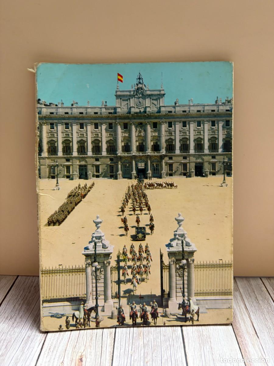 Folletos de turismo: PALACIO REAL DE MADRID. &Aacute;LBUM DESPLEGABLE CON 6 FOTOGRAF&Iacute;AS EN COLOR. SIGLO XX