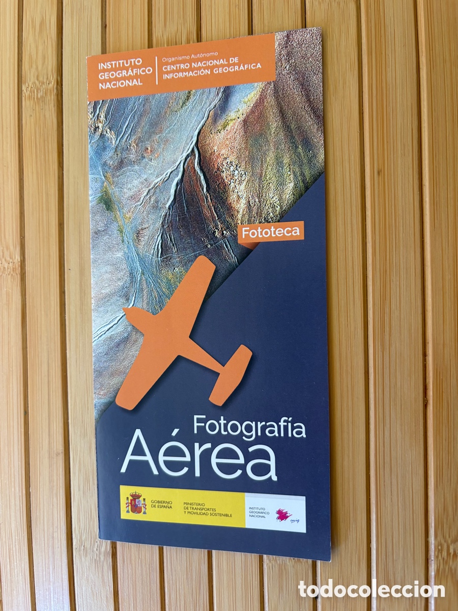 Folletos de turismo: Folleto tr&iacute;ptico Instituto Geogr&aacute;fico Nacional - Fotograf&iacute;a a&eacute;rea - ASM