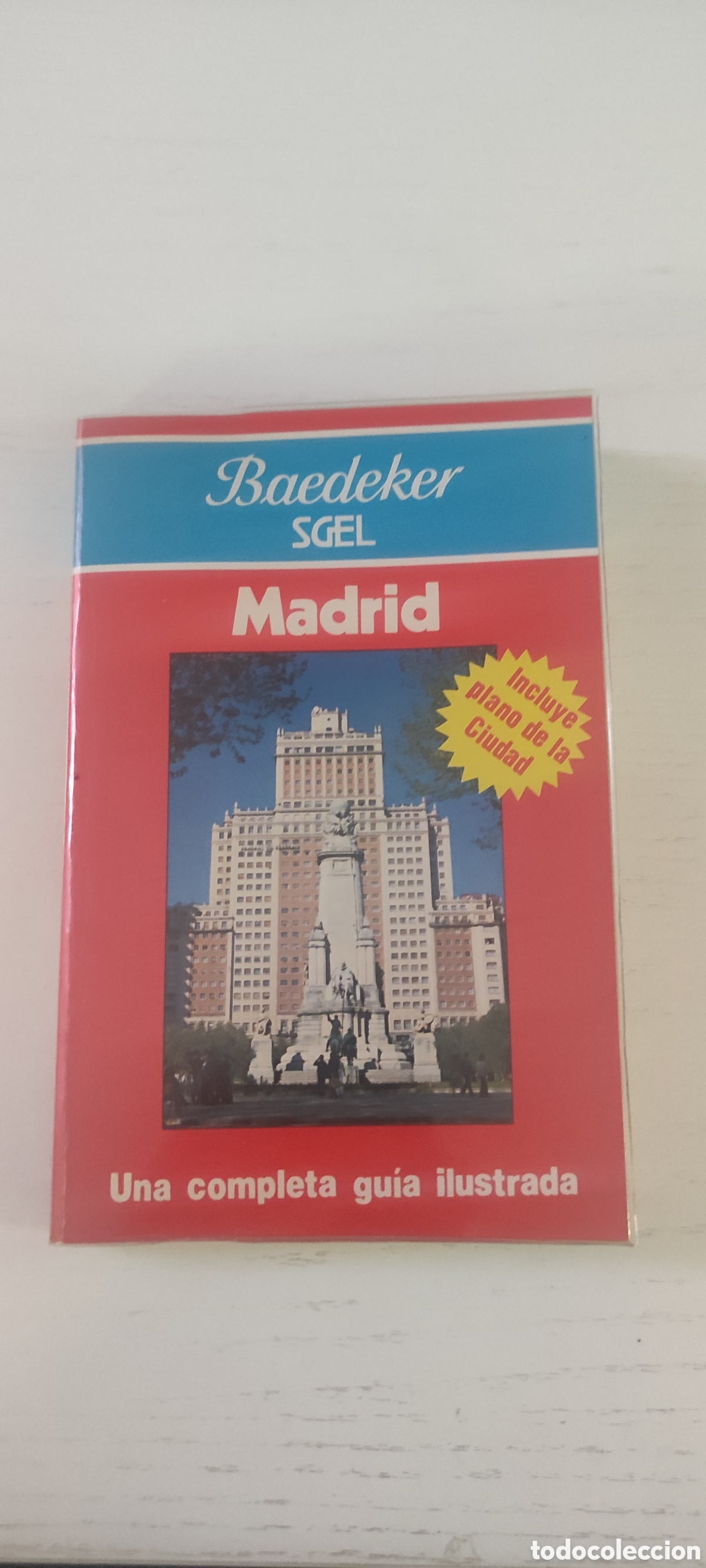 Folletos de turismo: Gu&iacute;a Baedeker Madrid 1988 No contiene el plano
