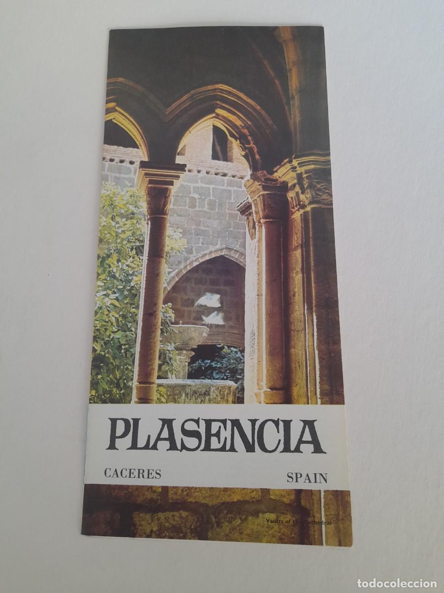 Folletos de turismo: Folleto turistico Plasencia, C&aacute;ceres 10x22cm aprox (triptico, en ingles, a&ntilde;os 60/70 aprox)