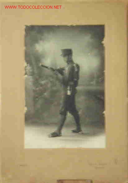 Antique Photography: Foto de un soldado de artiller&iacute;a