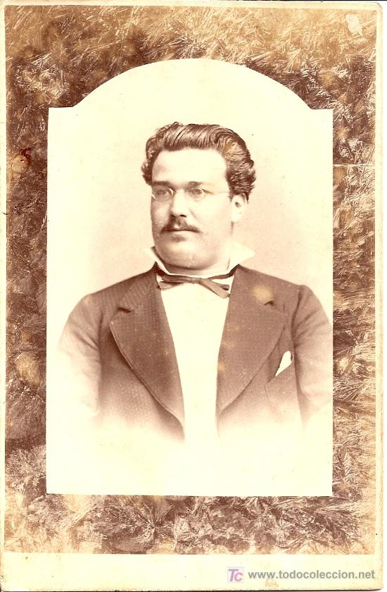 Fotografia antiga: FOTOGRAFIA SOBRE CARTON DURO DE MONTEVIDEO (1898)  *VER DORSO EN FOTO ADICIONAL*