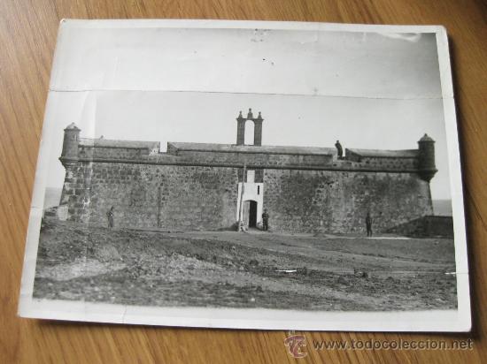 Antique Photography: FOTOGRAFIA DEL CASTILLO DE SAN JOSE - ARRECIFE DE LANZAROTE - GUERRA CIVIL