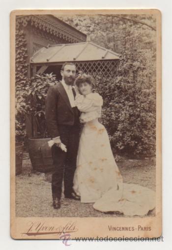 Fotografia antica: RETRATO PAREJA. (FOT&Oacute;GRAFO J. YVON & FILS. VINCENNES, PARIS.)
