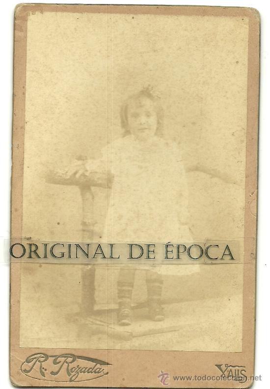 Fotografia antiga: (XJ-156)FOTOGRAFIA ALBUMINA SIGLO XIX REALIZADA POR RAMON ROZADA(VALLS) DE SU SOBRINA  CLOTILDE