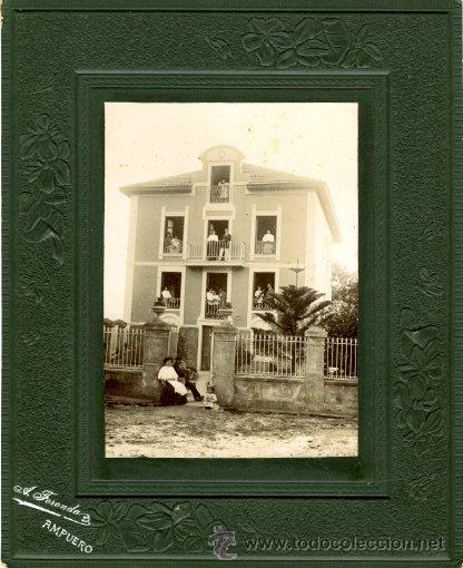 Fotografia antica: COLINDRES (CANTABRIA).- FINAL SIGLO XIX. TAMA&Ntilde;O 16,1x11,4 PEGADA A CART&Oacute;N CON MARCO GRABADO 26X21 CM