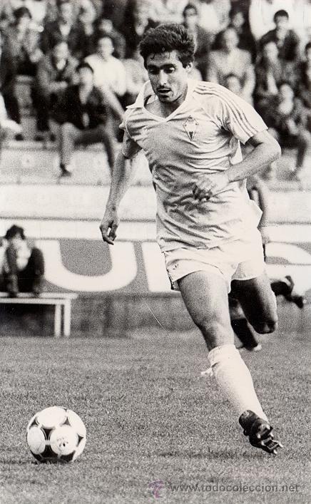 Fotografia antica: FOTO ORIGINAL - CELTA DE VIGO - 1977 - MAGAR - FARO DE VIGO - IGARTUA