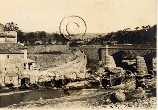 Fotografia antica: POSTAL FOTOGRAFICA ORIGINAL PUENTE Y RIO PROVINCIA DE  CASTELLON (DESCONOCEMOS LUGAR)